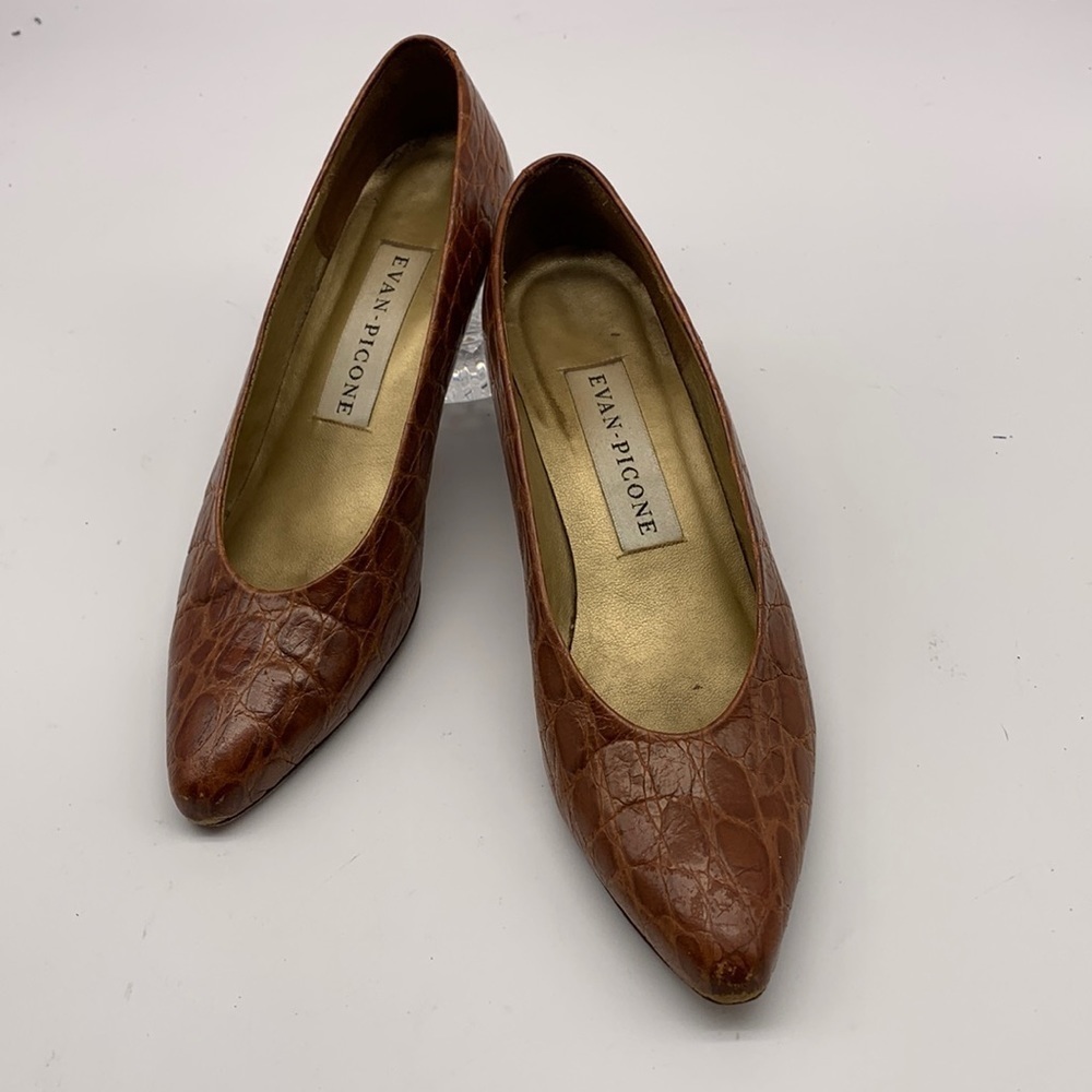 Evan-Picone Vintage Croc  Embossed Leather Pumps size 8N